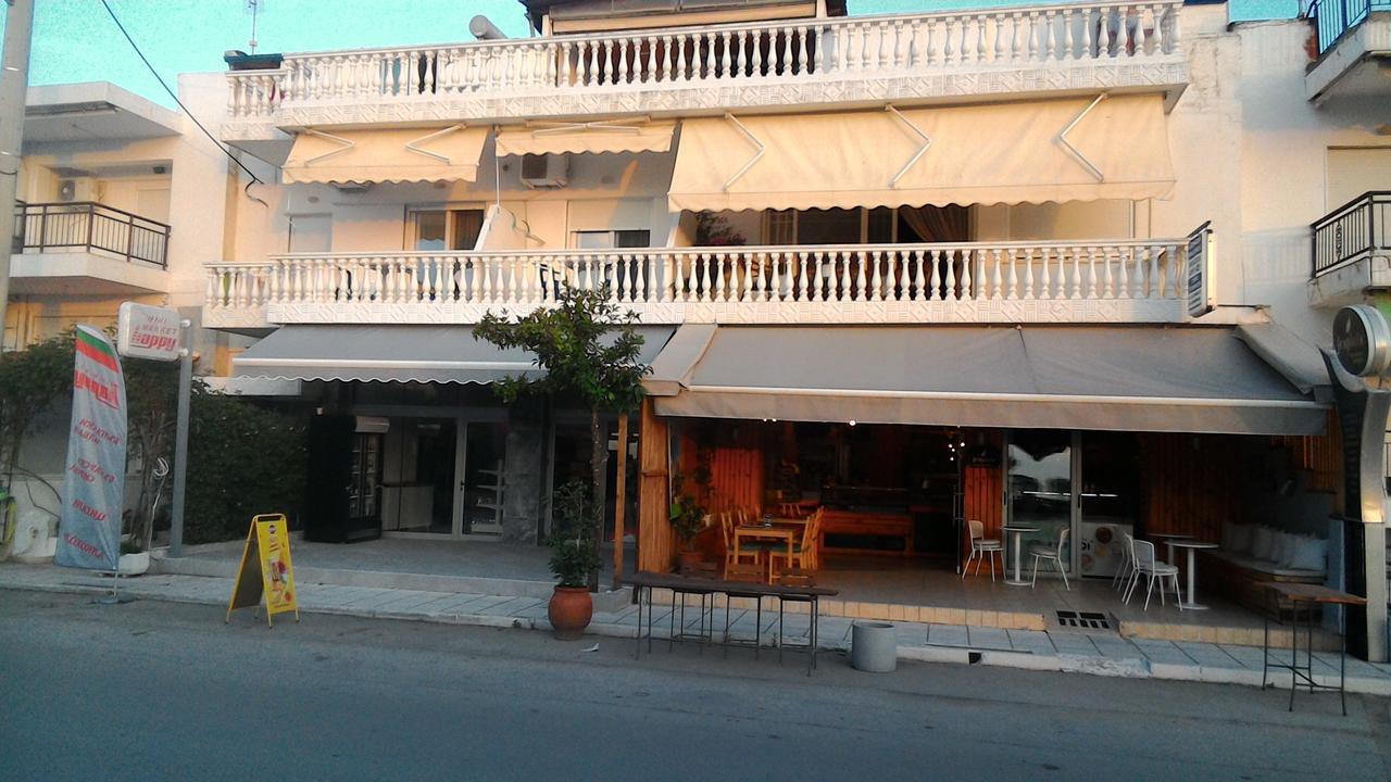 Leonidas Apartments เนอาเปรามอส ภายนอก รูปภาพ